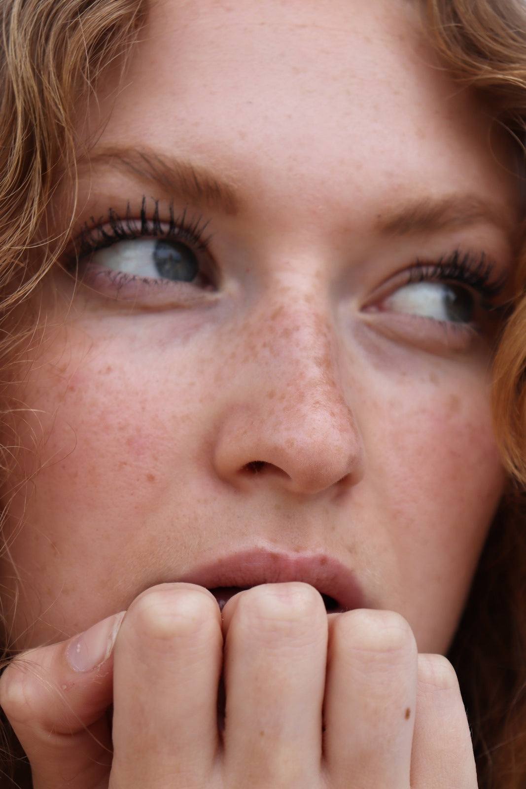 Fighting Under Eye Puffiness The Facts MOTHR EARTH PROOF®