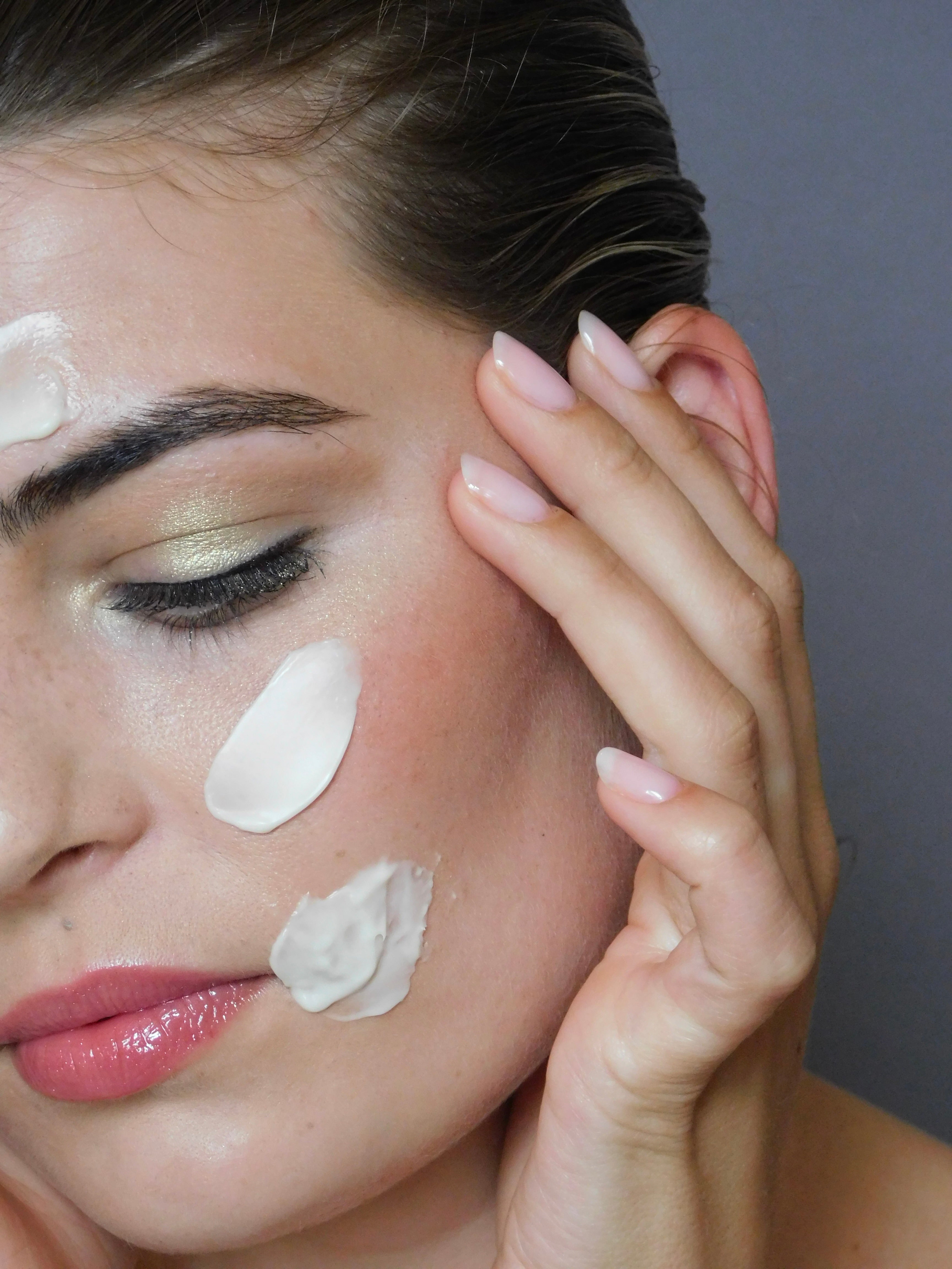 Why Symphytum can calm your skin?